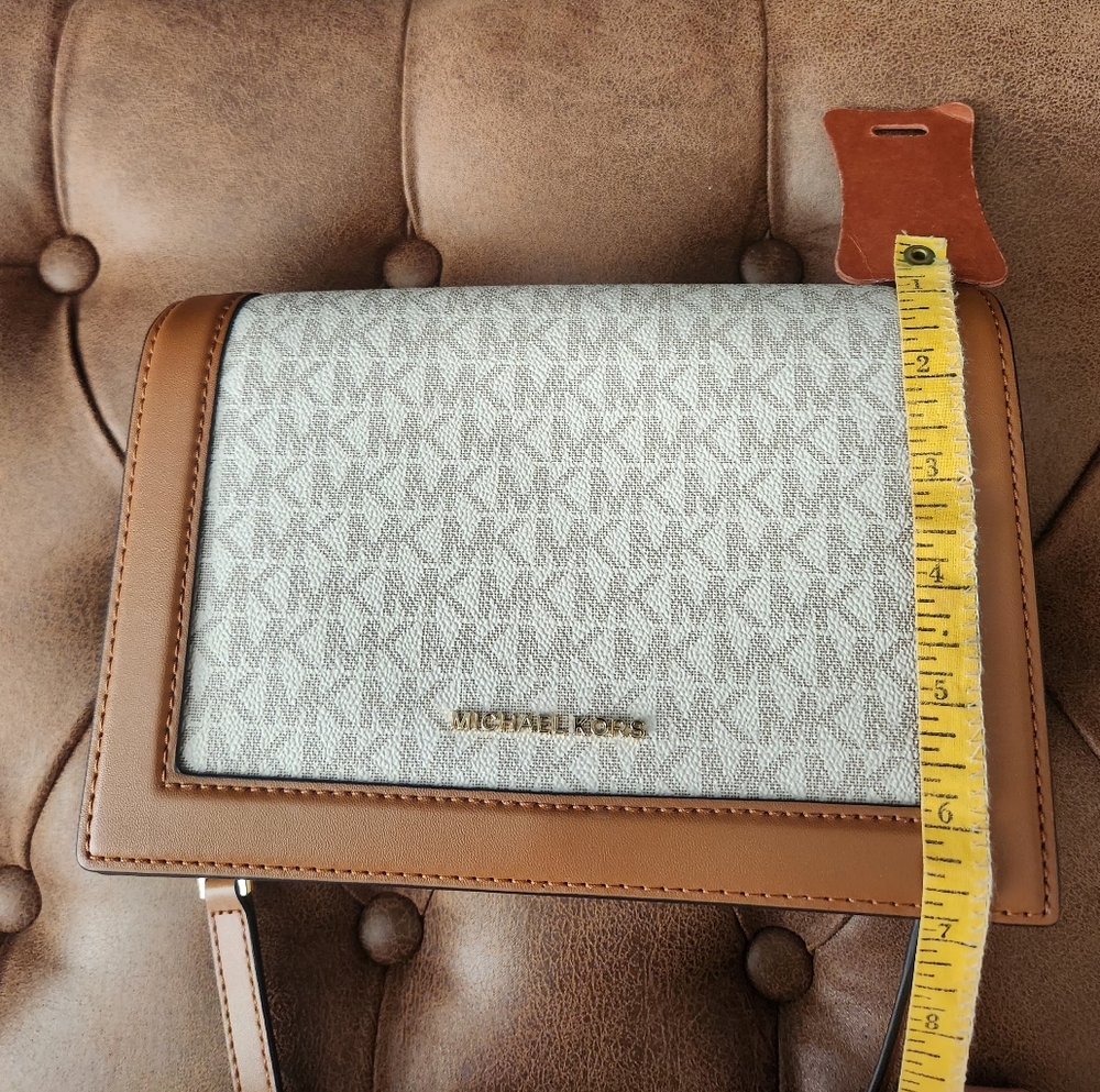 Michael Kors Vanilla Full Flap Crossbody bag - Picture 16 of 16